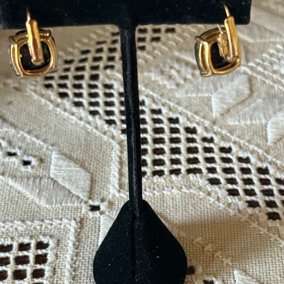 Kate Spade Drop Earrings. Black stone with Gold Wire. Stone length 0.5 “ - Picture 4 of 8